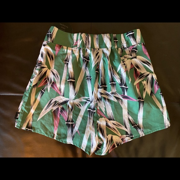 Stussy Bamboo Elastic Short - Picture 4 of 4